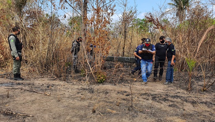 Corpo carbonizado foi encontrado em matagal, na capital piauiense.