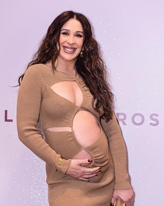Atriz Claudia Raia anuncia nascimento do terceiro filho.