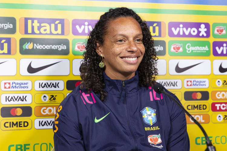 Técnica Rosana Augusto convoca Seleção Feminina Sub-20